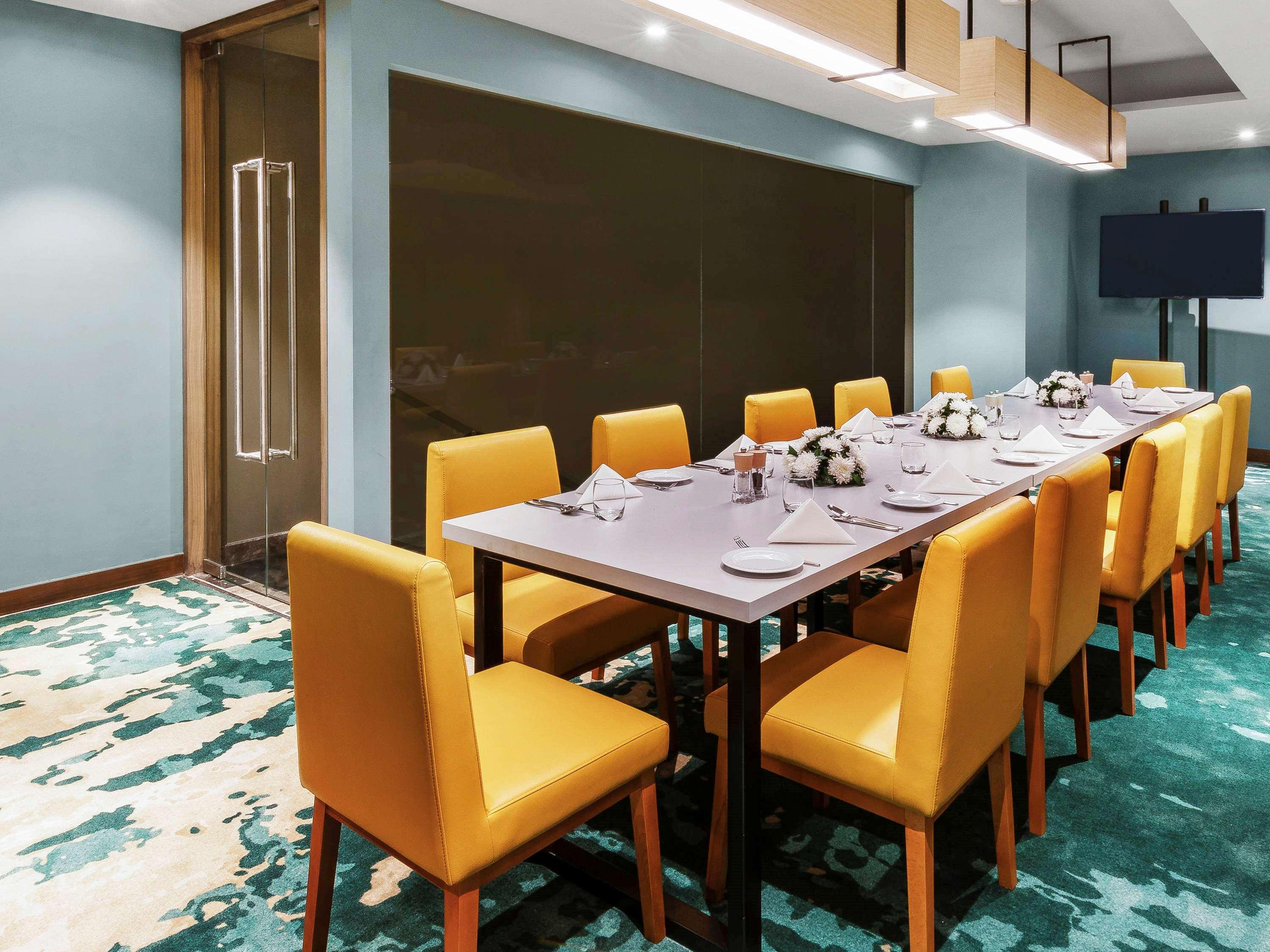 Grand Mercure Ahmedabad Gift City - An Accor Hotels Brand جاندي نجر المظهر الخارجي الصورة