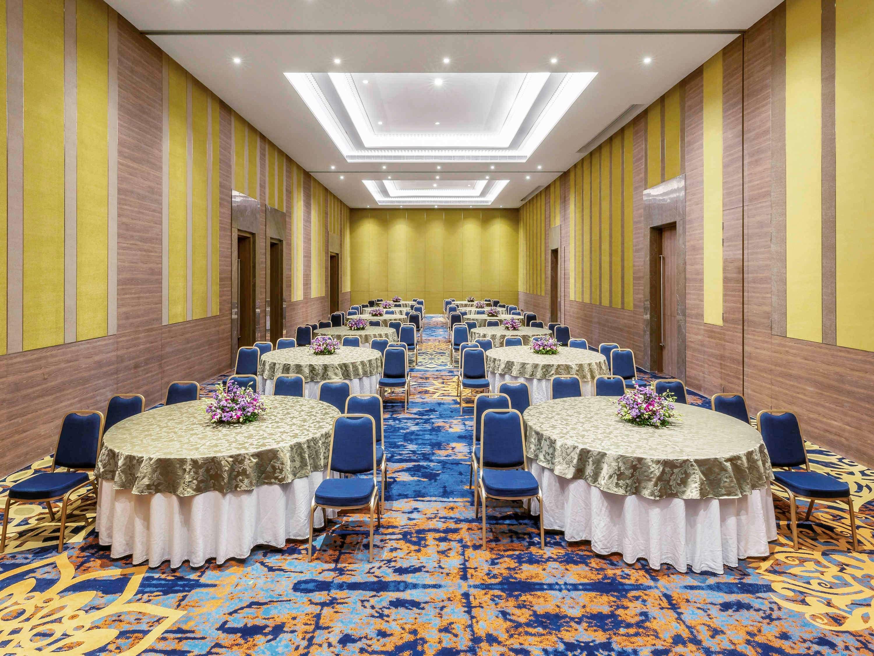 Grand Mercure Ahmedabad Gift City - An Accor Hotels Brand جاندي نجر المظهر الخارجي الصورة