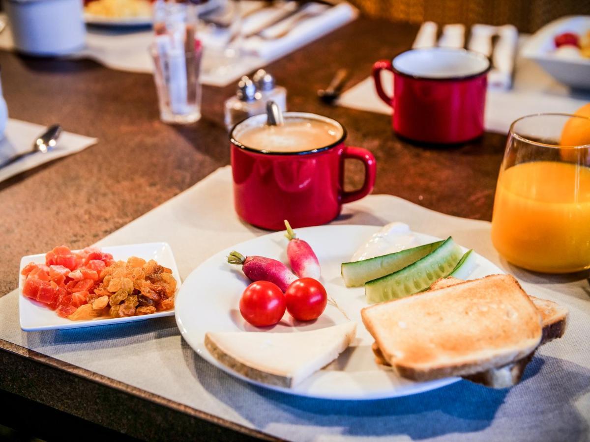 Grand Mercure Ahmedabad Gift City - An Accor Hotels Brand جاندي نجر المظهر الخارجي الصورة