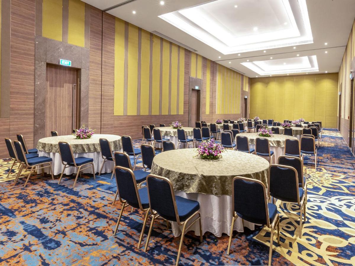 Grand Mercure Ahmedabad Gift City - An Accor Hotels Brand جاندي نجر المظهر الخارجي الصورة
