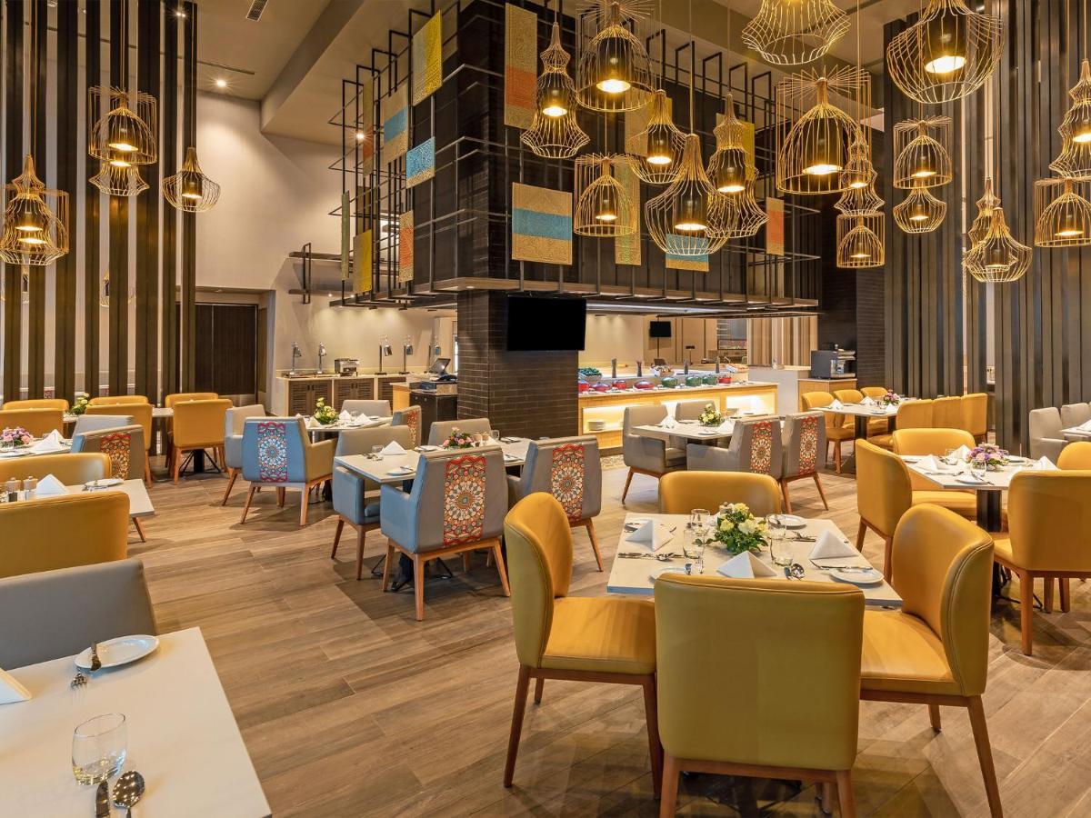 Grand Mercure Ahmedabad Gift City - An Accor Hotels Brand جاندي نجر المظهر الخارجي الصورة