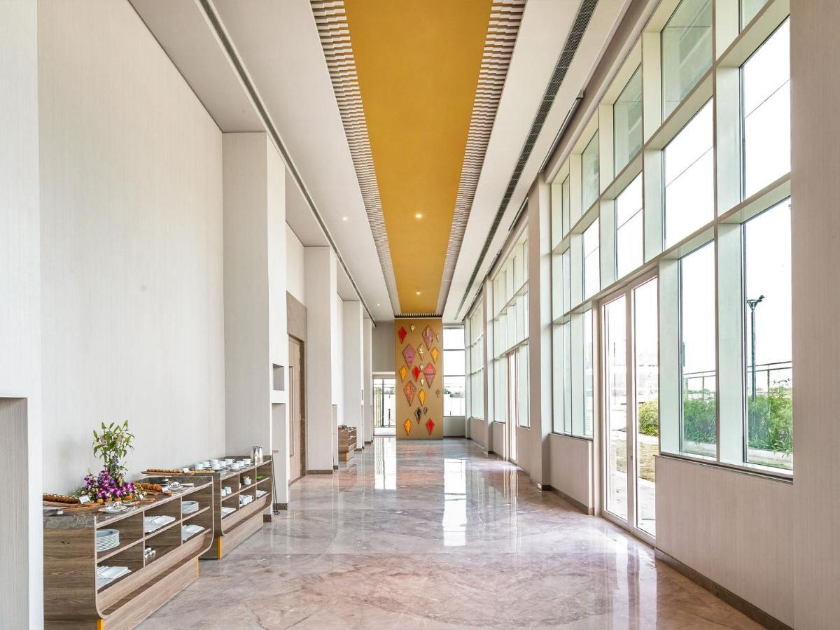 Grand Mercure Ahmedabad Gift City - An Accor Hotels Brand جاندي نجر المظهر الخارجي الصورة